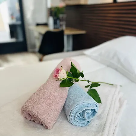 Frühstückspension D'hotes Romantique Avec Jacuzzi Prive, Parking, Apercu *