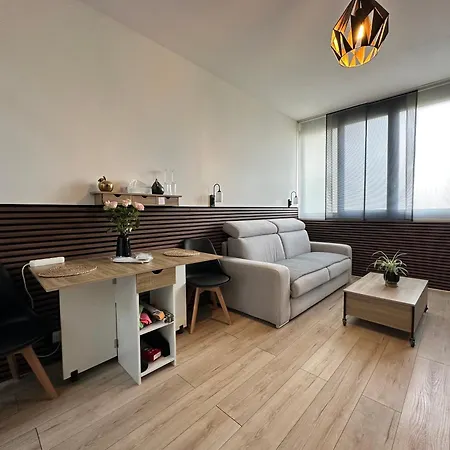 D'hotes Romantique Avec Jacuzzi Prive, Parking, Apercu Frühstückspension *